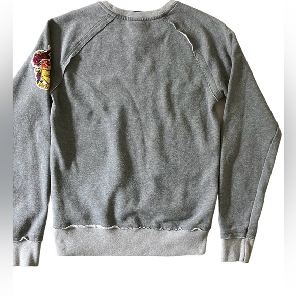 Harry Potter Universal Studios Sweatshirt Gryffindor Arm Patch Women’s XS - Picture 4 of 14